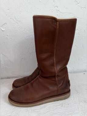 UGG Abree II Brown Side Zip Sherpa Lined Sheep Calf Height Boots 1016587 Size 7